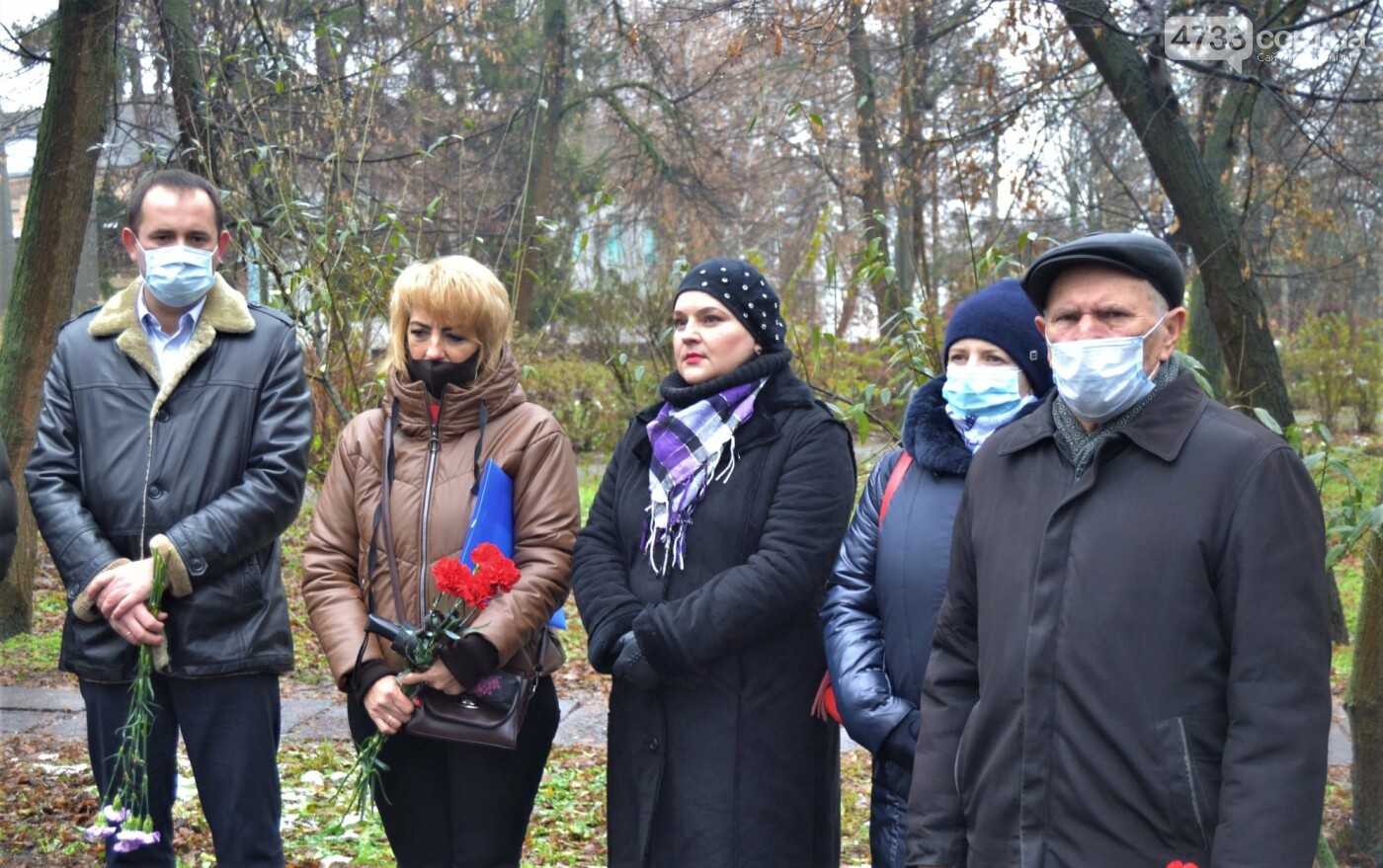 Міський голова вшановує пам’ять ліквідаторів аварії в Чорно..., фото-1 Міський голова вшановує пам’ять ліквідаторів аварії в Чорнобилі, фото-1