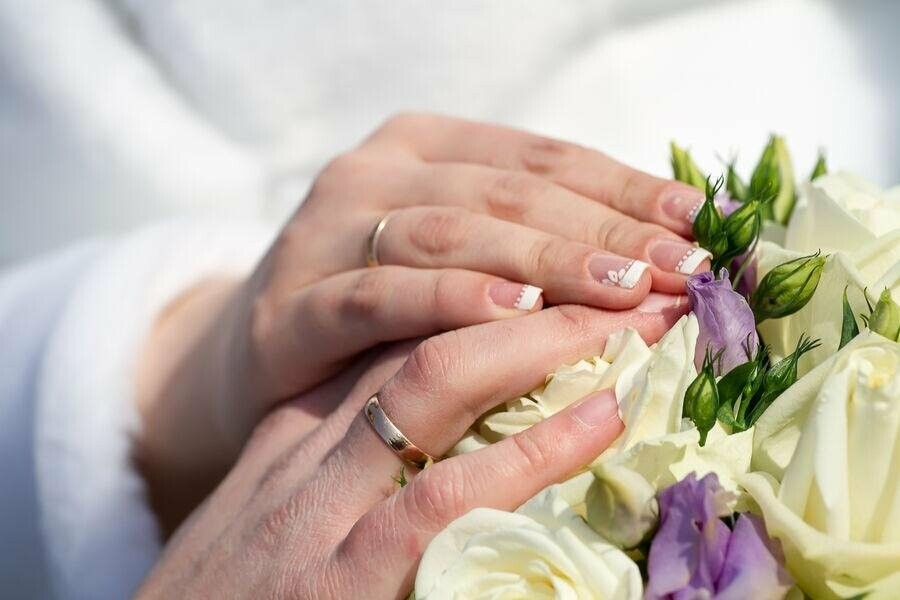 Альт: подарок