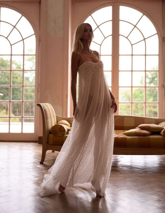 вечірні сукні на корпоратив